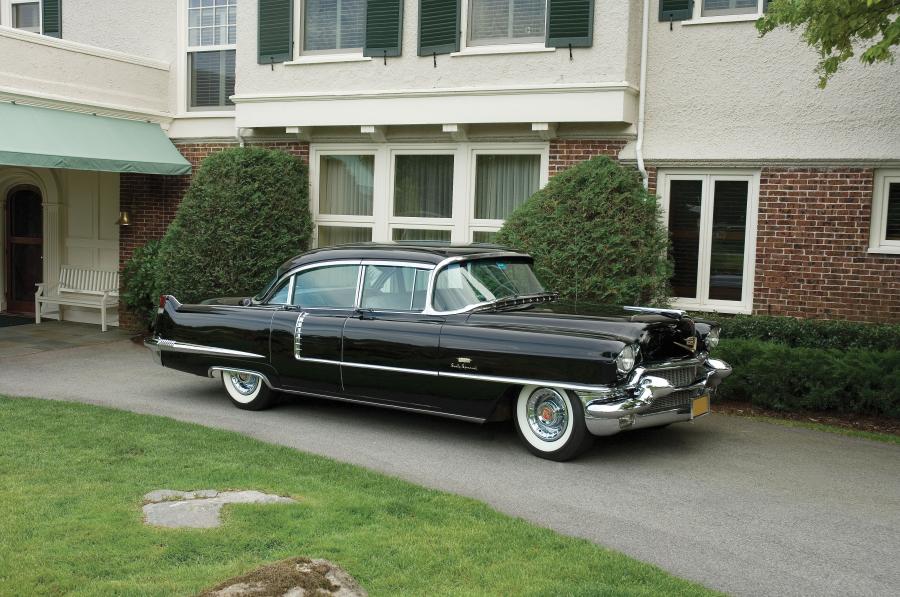  Cadillac Series 60 Fleetwood Special 1956 года  (фото 1 из 3)